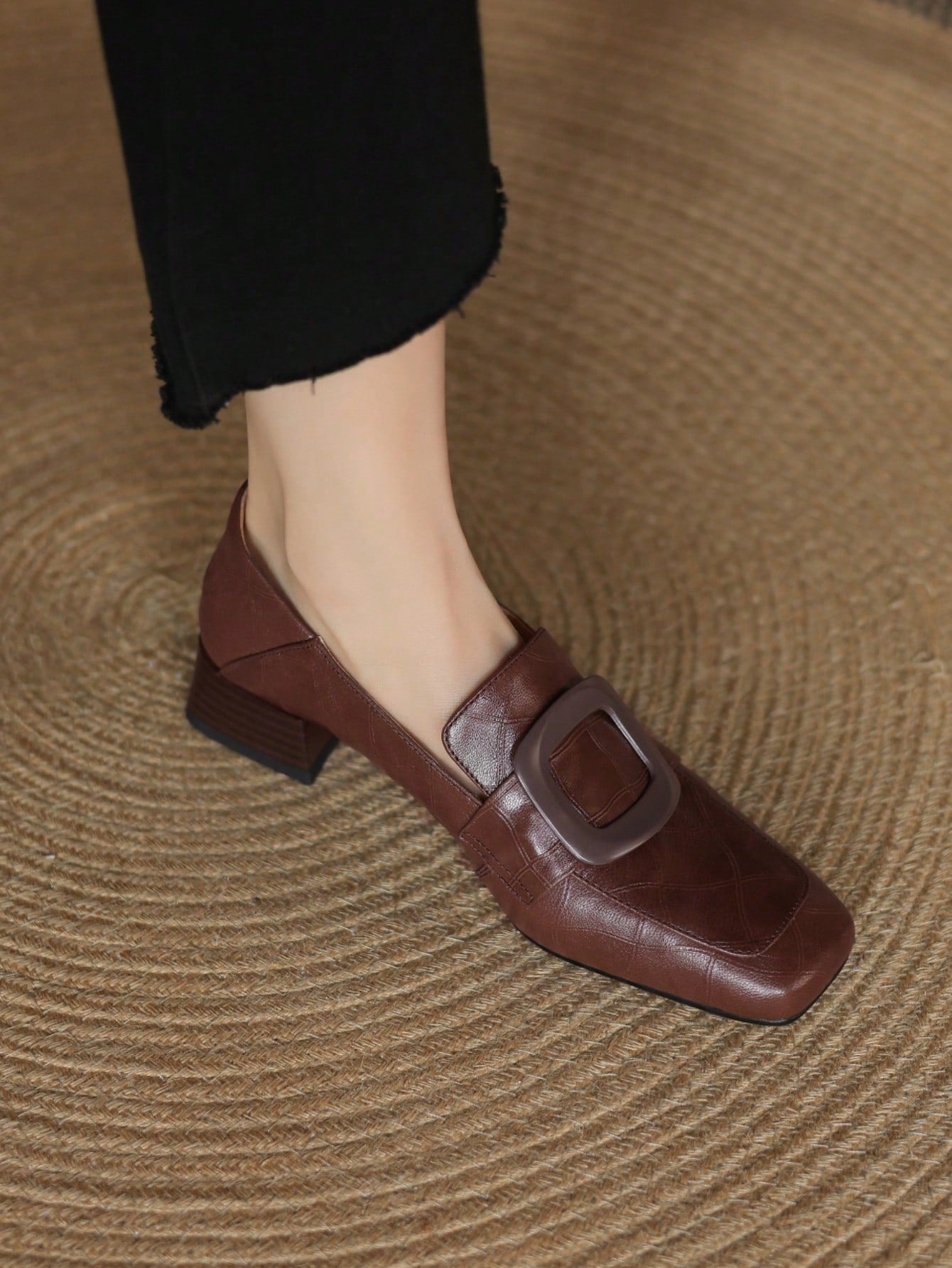 Women's Brown Square Toe Square Heel Slip-On Flat Loafers, Spring and Autumn